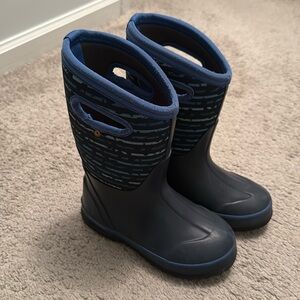 Bogs snow boots, kids size 13 -K Classic stripe- good used condition